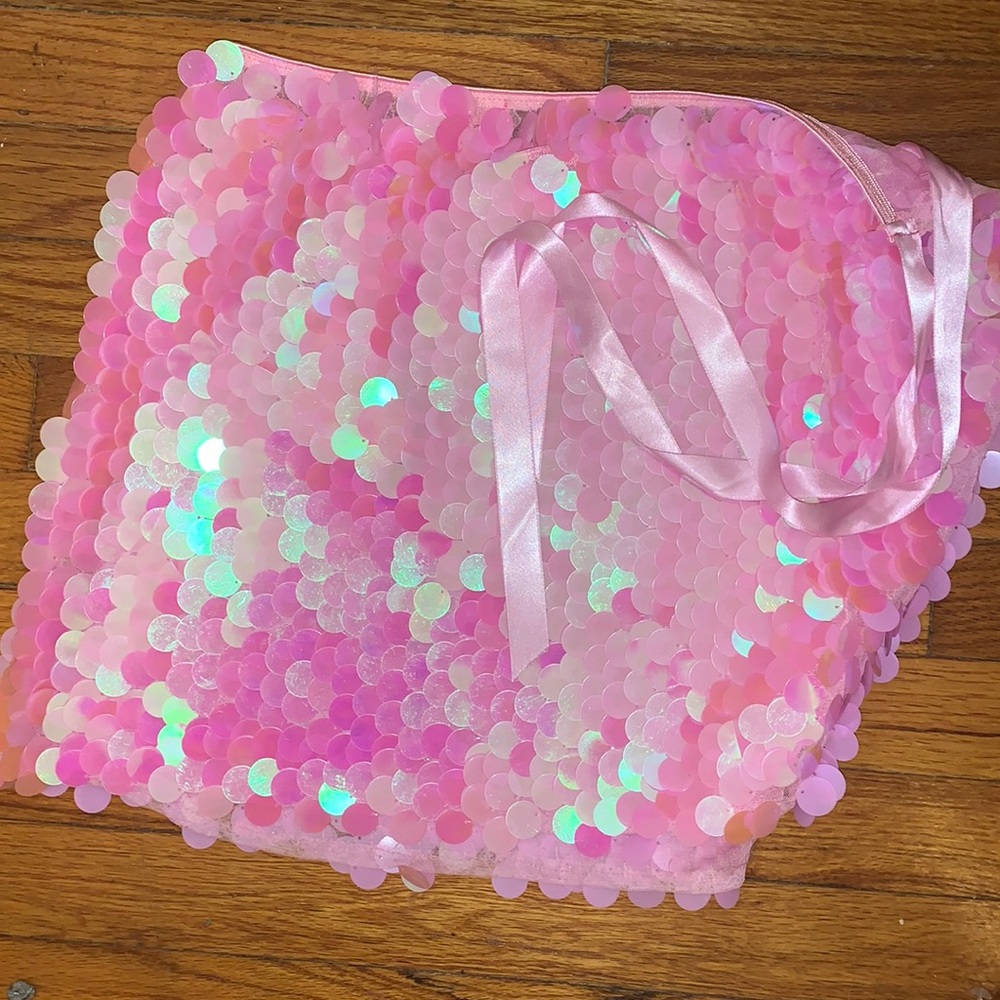 Wrap skirt cover